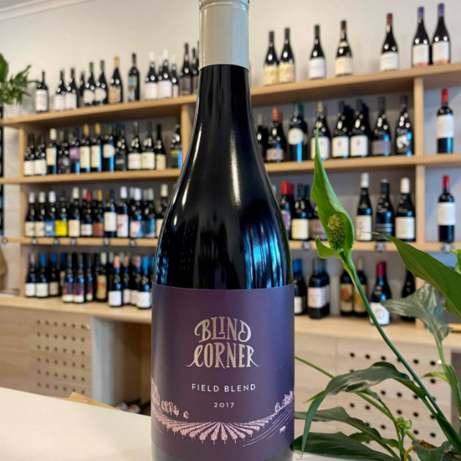 Blind Corner Field Blend